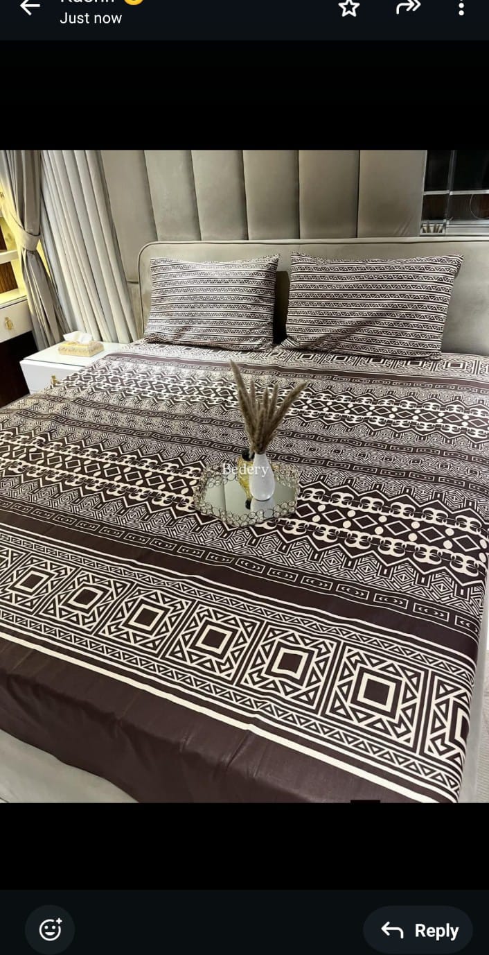 Luxury Fitted Bedsheet with All-Around Elastic – Smooth & Comfortable